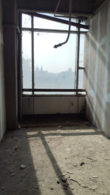  Office Space For Sale in Alphathum, Sector 90