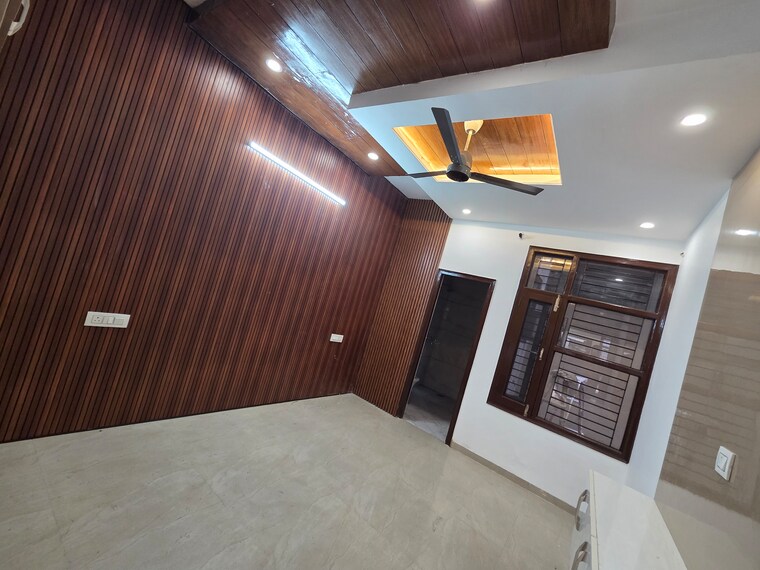 undefined, prem-apartment 3 Bedroom 1700 Sq.Ft. Apartment In Pir Machalla Zirakpur 9646602