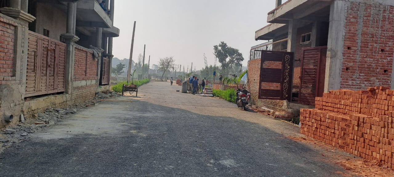 Plot For Sale in Dayal Friends Colony