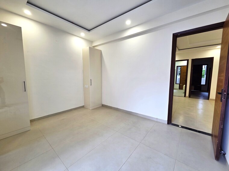 Room, sector 20 3 Bedroom 1560 Sq.Ft. Apartment In Sector 20 Panchkula 9646604