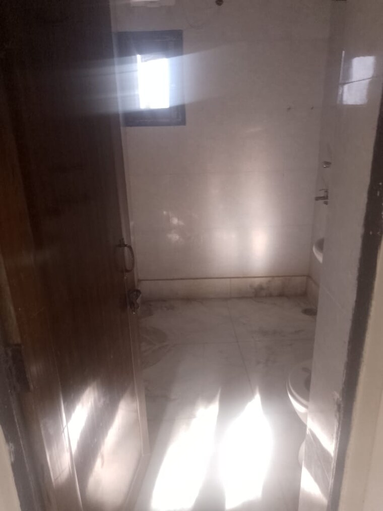 Bathroom, sector 10 dwarka 2 Bedroom 900 Sq.Ft. Apartment In Sector 10 Dwarka Delhi 9604309
