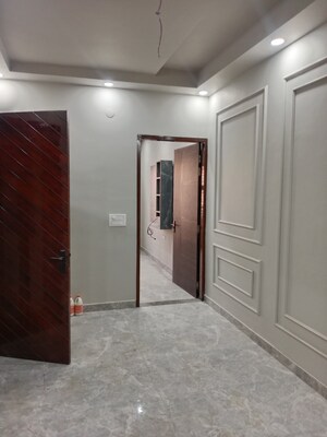 Building Lobby in 2 BHK Builder Floor at Sector 18 – for Rent