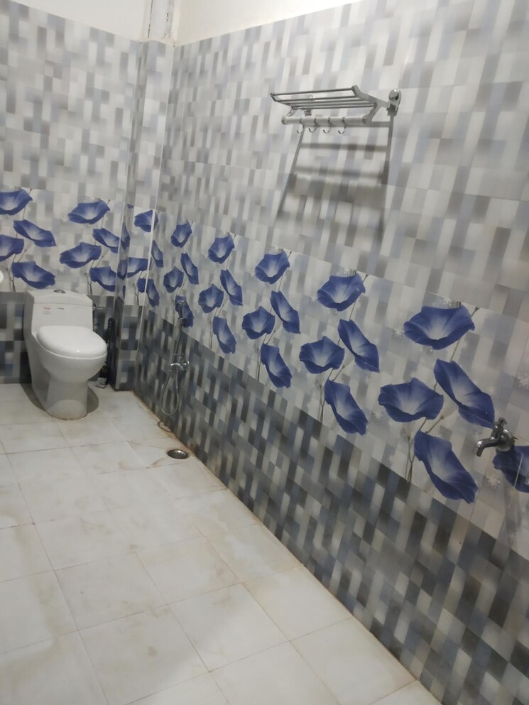  Parking, aliganj 2 Bedroom 1800 Sq.Ft. Villa In Aliganj Lucknow 9646624