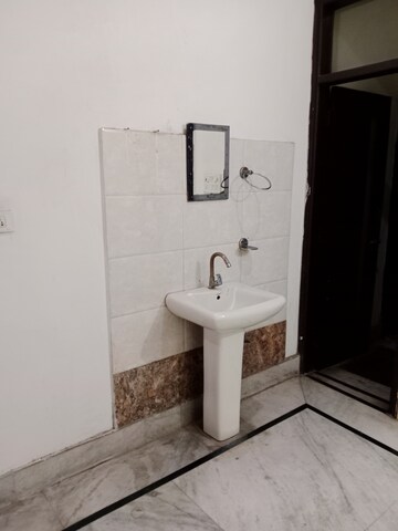 Bathroom in 2 BHK Builder Floor at Tehsil Camp – for Rent