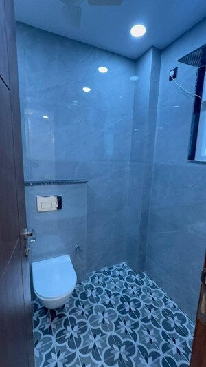 Attached Bathroom in 2 BHK Builder Floor at Kalkaji – for Rent