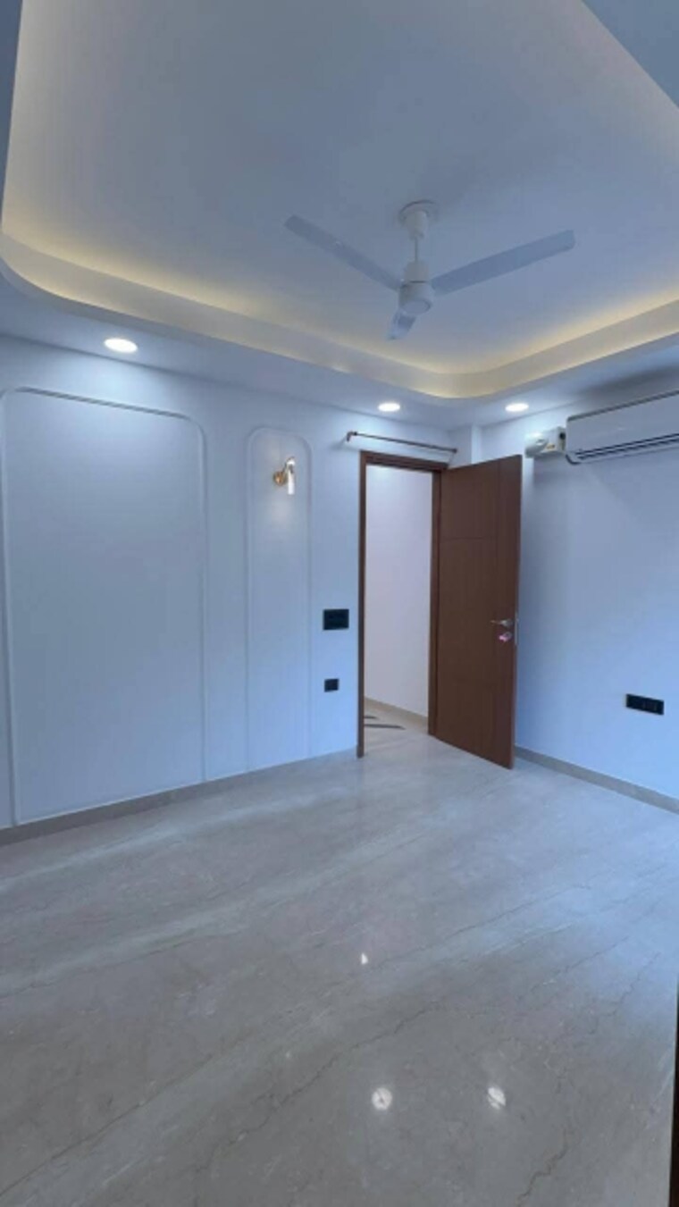 Master Bedroom, kalkaji 2 Bedroom 1000 Sq.Ft. Builder Floor In Kalkaji Delhi 9646628