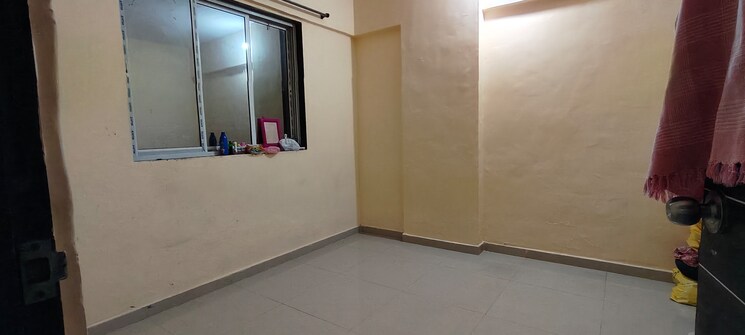 Room, kharegaon 1 Bedroom 550 Sq.Ft. Apartment In Kharegaon Thane 9646642