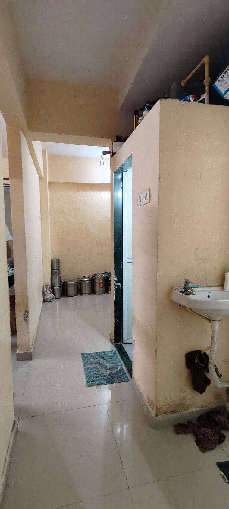Bathroom, kharegaon 1 Bedroom 550 Sq.Ft. Apartment In Kharegaon Thane 9646642
