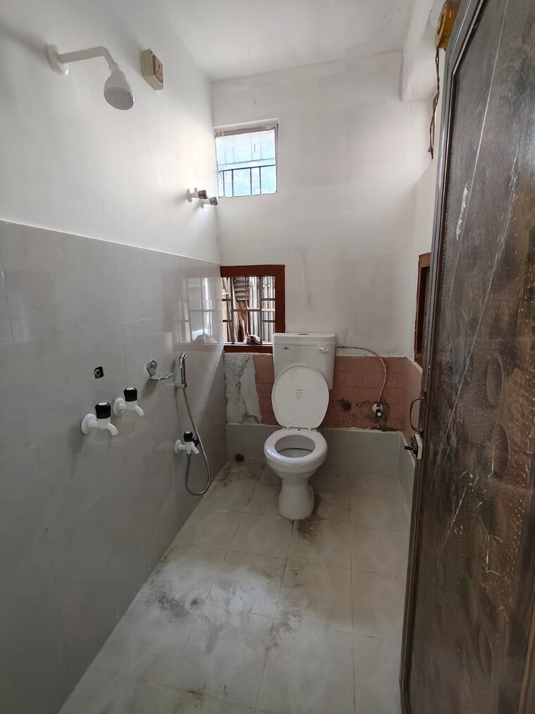 Bathroom, beltola 1 Bedroom 480 Sq.Ft. Villa In Beltola Guwahati 9646659
