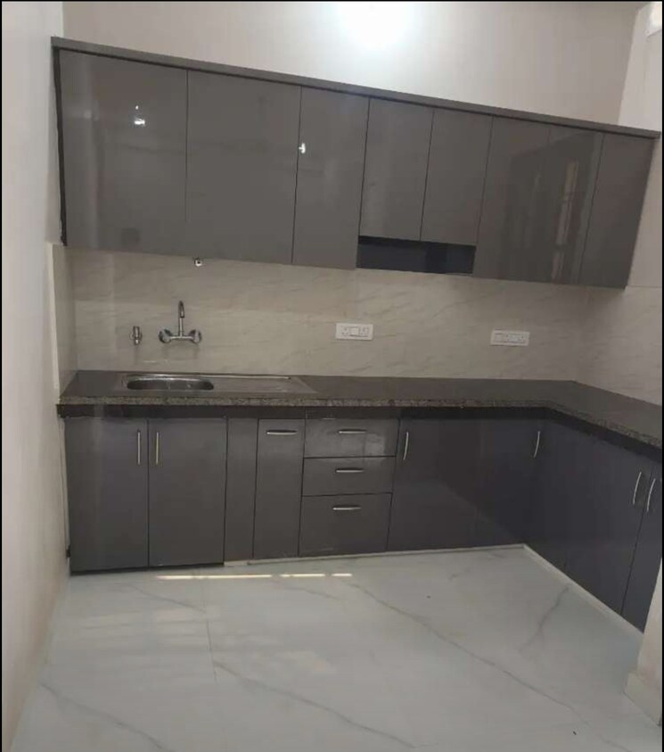 Kitchen, hazratganj 3 Bedroom 1320 Sq.Ft. Apartment In Hazratganj Lucknow 9646678