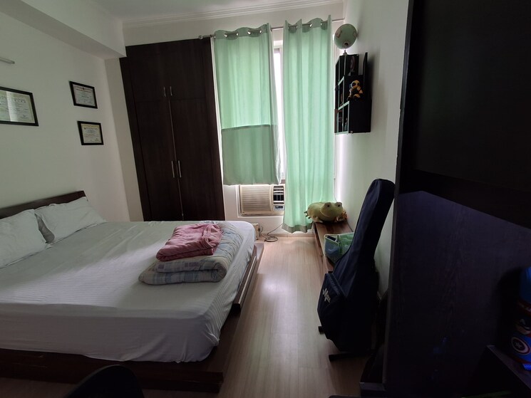 Living Room, pioneer-park-phase-1 2.5 Bedroom 1350 Sq.Ft. Apartment In Sector 61 Gurgaon 9646687