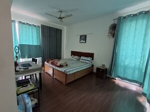 Bedroom in 2.5 BHK Apartment at Pioneer Park Phase 1, Sector 61 – for Rent
