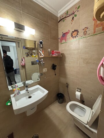 Master Bedroom in 3 BHK Builder Floor at Anand Nagar – for Rent