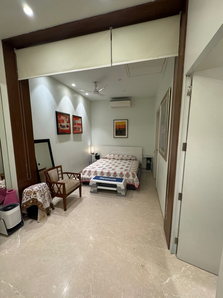  Parking, anand niketan 2 Bedroom 400 Sq.Yd. Builder Floor In Anand Niketan Delhi 9646693