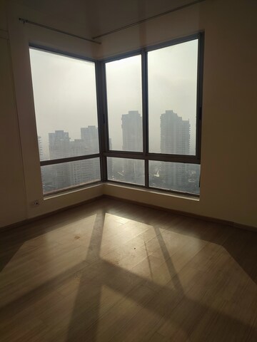 3 BHK Apartment For Rent in Pioneer Park Phase 1, Sector 61