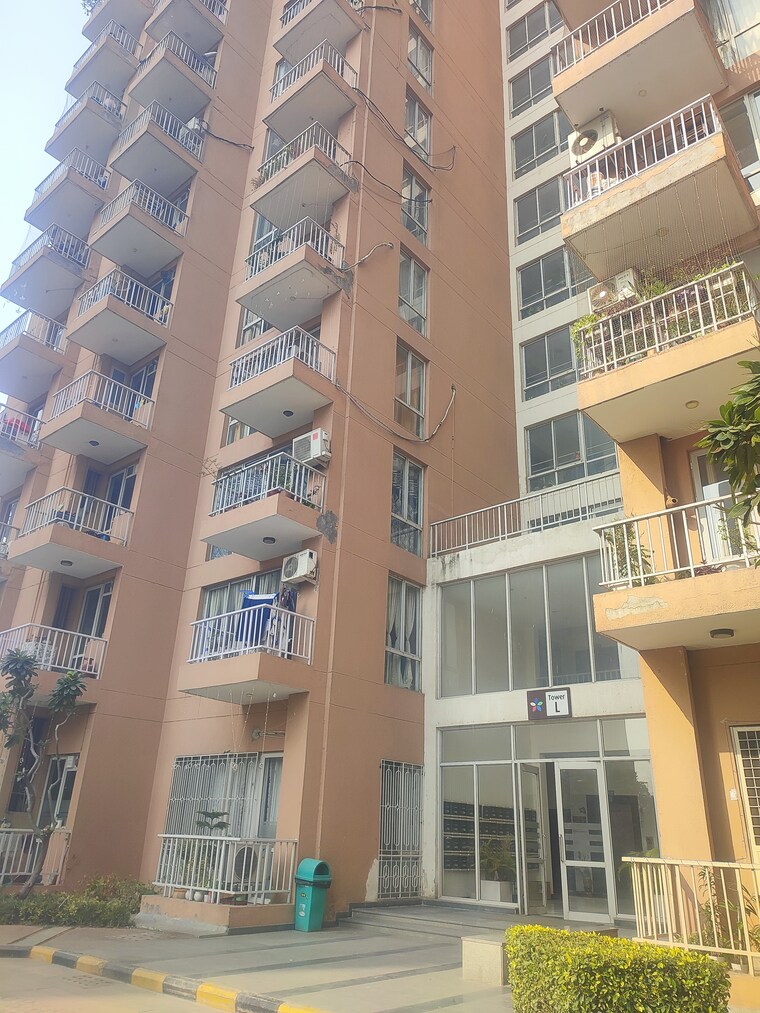 Kitchen, pioneer-park-phase-1 3 Bedroom 1680 Sq.Ft. Apartment In Sector 61 Gurgaon 9646694