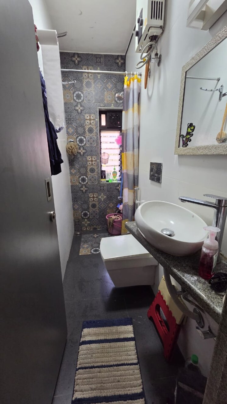 Bathroom, shree-shivdham-chs 1 Bedroom 650 Sq.Ft. Apartment In Malad West Mumbai 9646713