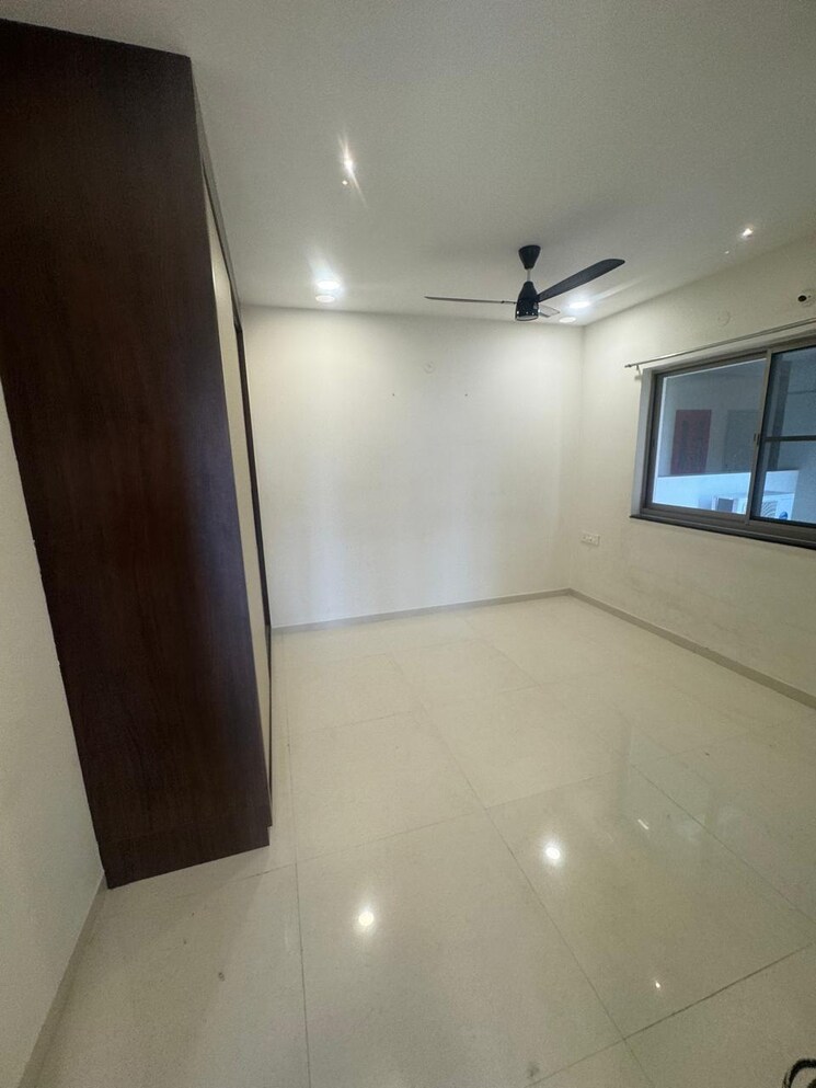 Room, frontline-seven 3 Bedroom 1935 Sq.Ft. Apartment In Kokapet Hyderabad 9646718