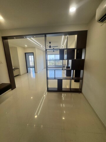 Room in 3 BHK Apartment at Frontline Seven, Kokapet – for Rent