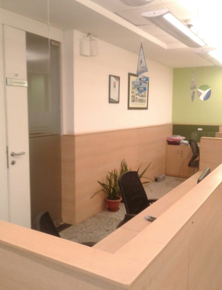 Team Area, rwa-okhla-village-samiti Commercial Office Space 3100 Sq.Ft. In Okhla Delhi 9646744