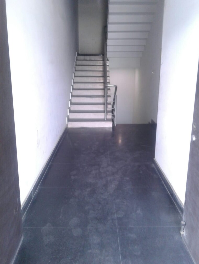 undefined, rwa-okhla-village-samiti Commercial Office Space 3100 Sq.Ft. In Okhla Delhi 9646744