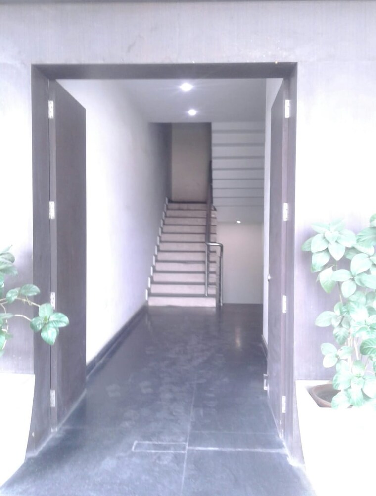 undefined, rwa-okhla-village-samiti Commercial Office Space 3100 Sq.Ft. In Okhla Delhi 9646744