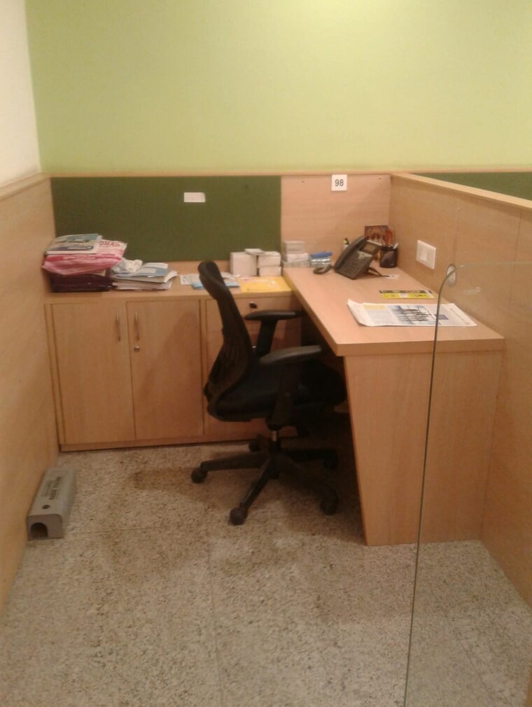 Team Area, rwa-okhla-village-samiti Commercial Office Space 3100 Sq.Ft. In Okhla Delhi 9646744