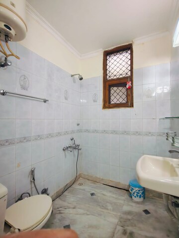Bathroom in 3 BHK Apartment at Vijay Ratan Vihar, Sector 15 – for Rent