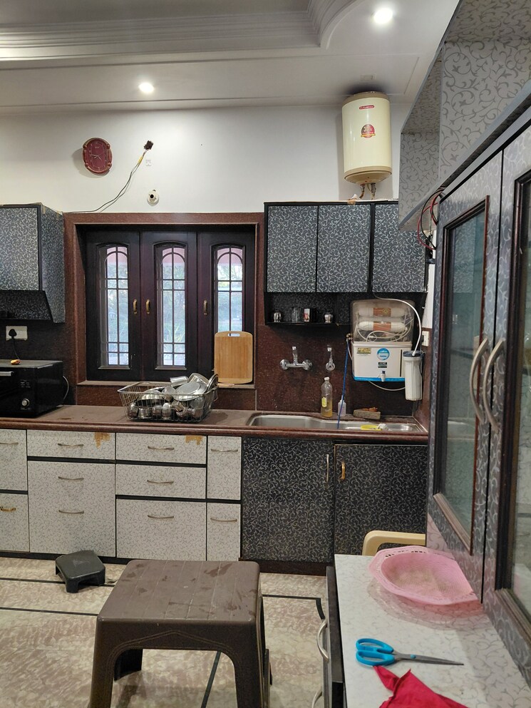 undefined, tonk road 6 Bedroom 300 Sq.Yd. Independent House In Tonk Road Jaipur 9646756