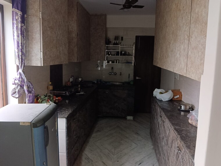 Kitchen, palam vihar 2 Bedroom 173 Sq.Yd. Builder Floor In Palam Vihar Gurgaon 9646791