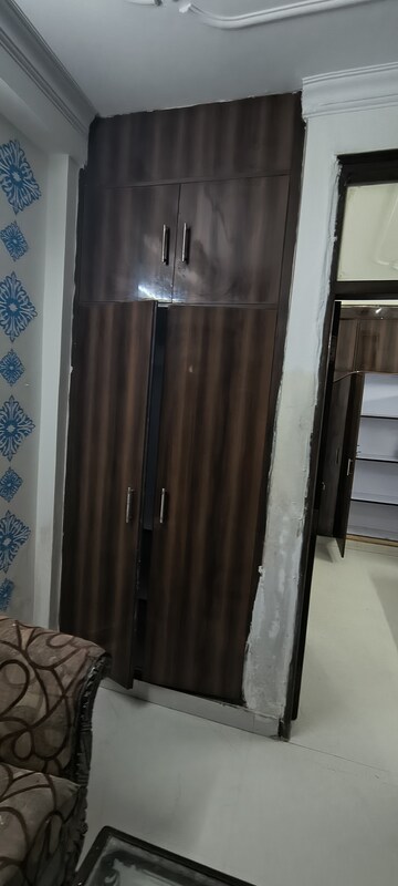 Furnished Amenities in 1 BHK Builder Floor at Panchsheel Vihar – for Rent