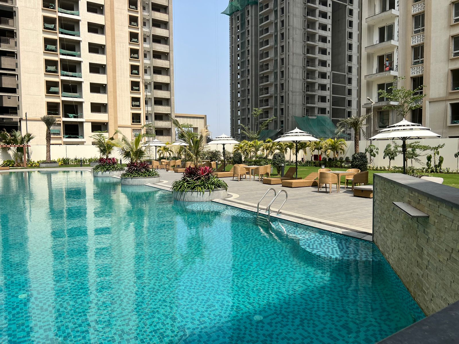 5 BHK Apartment For Sale in Aurobindo Kohinoor