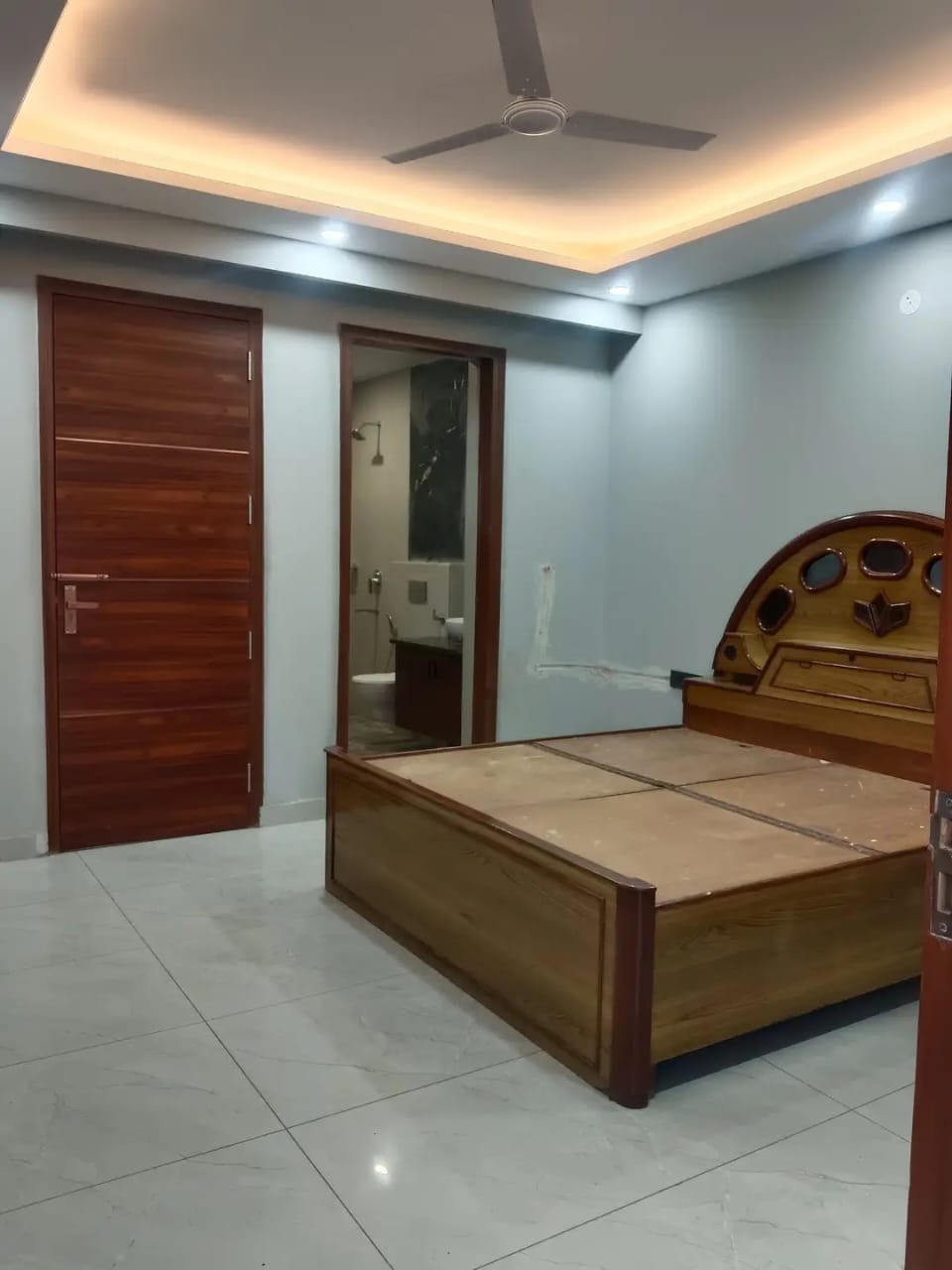 2 BHK + Extra Room 1800 Sq.Ft. Builder Floor in RWA Apartments Sector 41