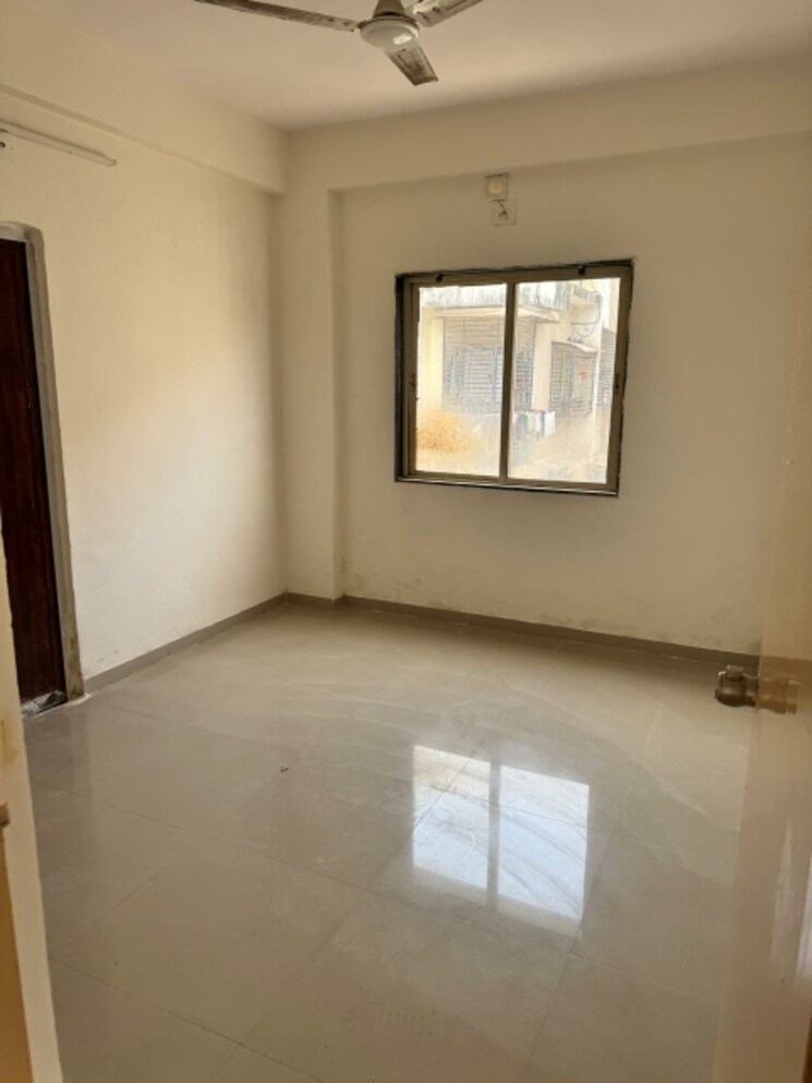 Room, thaltej 3 Bedroom 1680 Sq.Ft. Apartment In Thaltej Ahmedabad 9646950