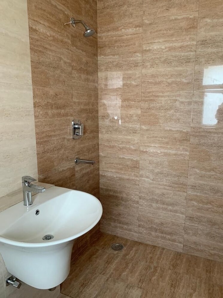Bathroom, uppal-southend 3.5 Bedroom 320 Sq.Ft. Independent House In Sector 49 Gurgaon 9646995