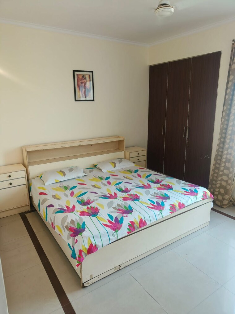 Bedroom, orchid-petals 3 Bedroom 2061 Sq.Ft. Apartment In Sector 49 Gurgaon 9647076