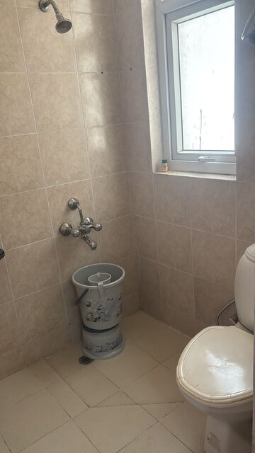 Bathroom in 3 BHK Apartment at Orchid Petals, Sector 49 – for Rent