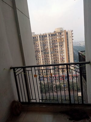 Balcony in 2.5 BHK Apartment at Skytech Matrott, Sector 76 – for Rent