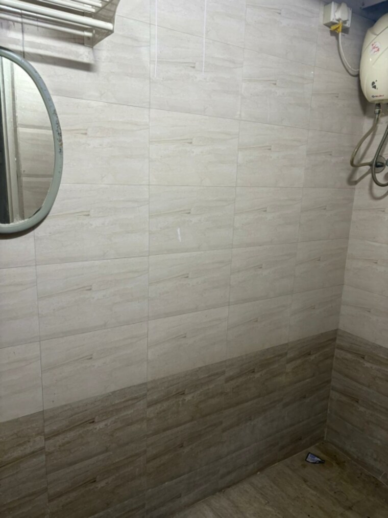 Bathroom, naranpura 1 Bedroom 600 Sq.Ft. Apartment In Naranpura Ahmedabad 9647089