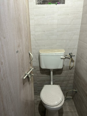 Bathroom in 1 BHK Apartment at Naranpura – for Rent