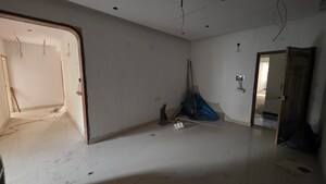 Room in 3 BHK Apartment at Mahadevpura – for Rent