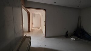 Room in 3 BHK Apartment at Mahadevpura – for Rent