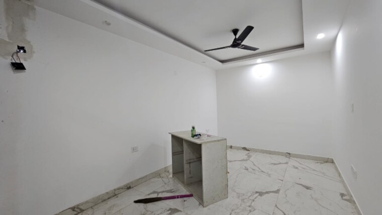 Room, saket 2 Bedroom 1000 Sq.Ft. Builder Floor In Saket Delhi 9647093