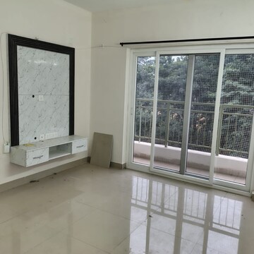 Room in 2 BHK Apartment at SJR Primecorp Hamilton Homes, Gattahalli Road – for Rent