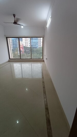 2 BHK Apartment For Sale in Raheja Solitaire, Goregaon West