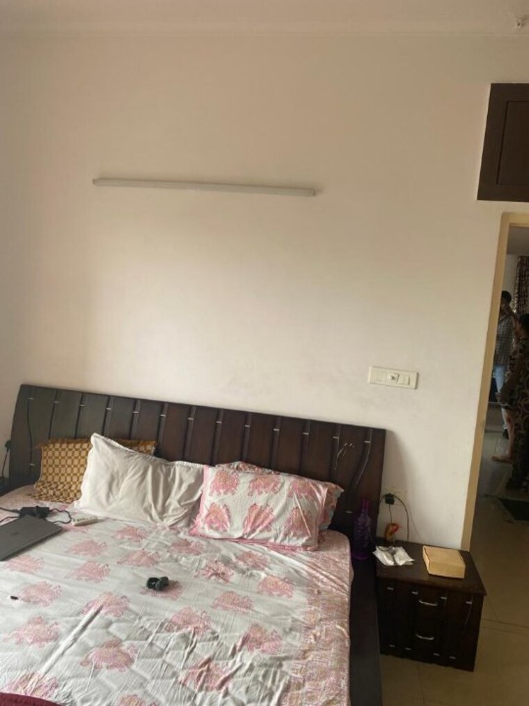 Bedroom, supertech-cape-town 2 Bedroom 1150 Sq.Ft. Apartment In Sector 74 Noida 9647112