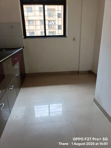 Room in 1 BHK Apartment at Puranik City Phase III, Ghodbunder Road – for Sale