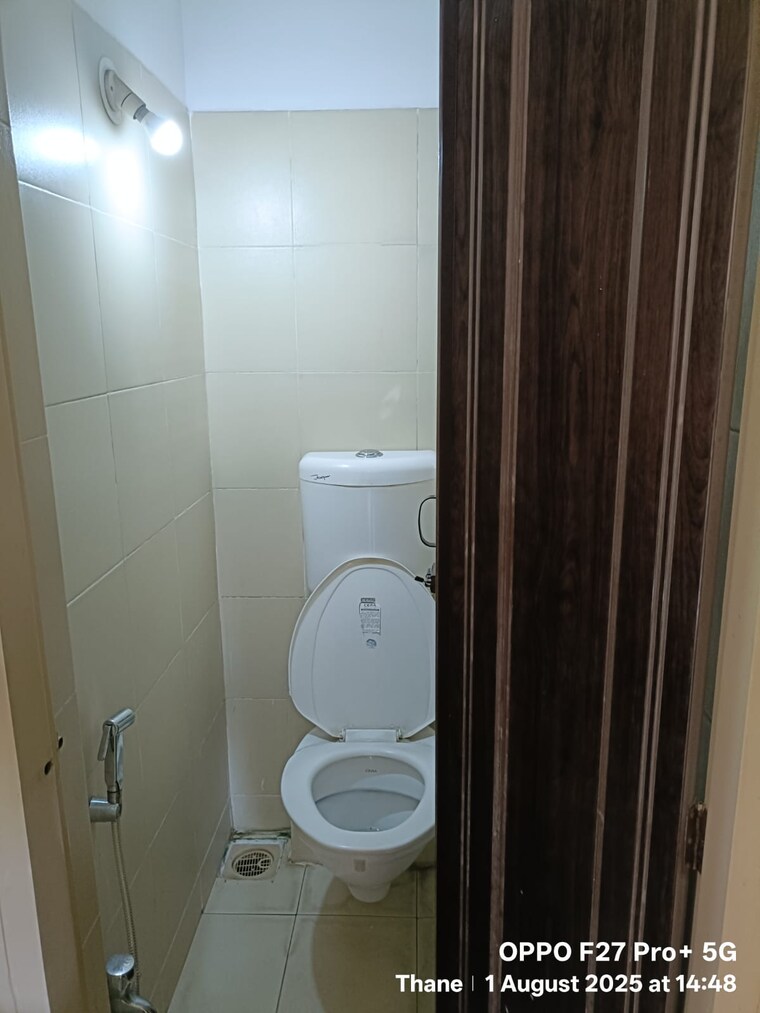 Bathroom, puranik-city-phase-iii 1 Bedroom 430 Sq.Ft. Apartment In Ghodbunder Road Thane 9647130