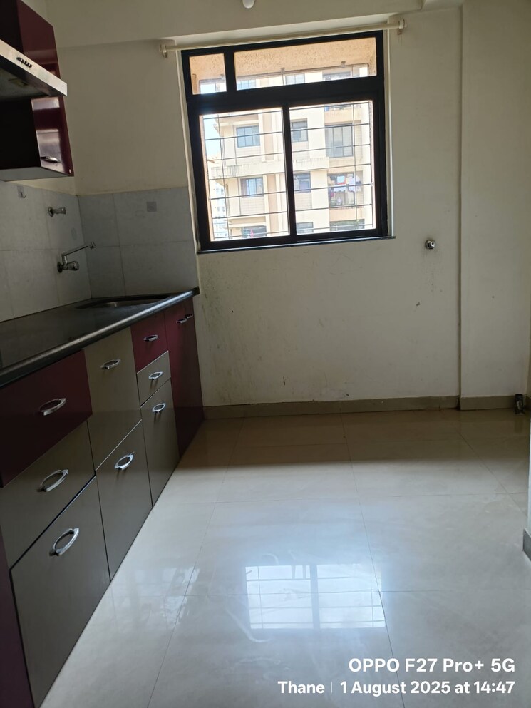 Kitchen, puranik-city-phase-iii 1 Bedroom 430 Sq.Ft. Apartment In Ghodbunder Road Thane 9647130