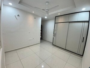 Room in 3 BHK Apartment at Sumadhura Horizon, Kondapur – for Rent